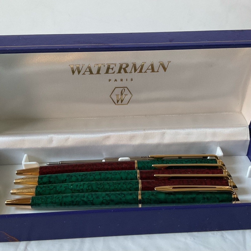 4 Waterman Hemisphere Ballpoint Pens Red & Green Marble w/Gold Trim in Box